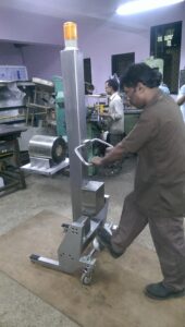 Roll Lifter Image-3